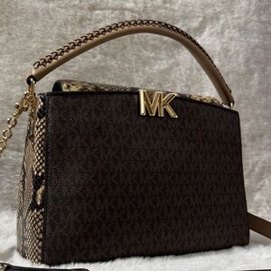 Michael Kors Dark Brown and Tan Shoulder Bag